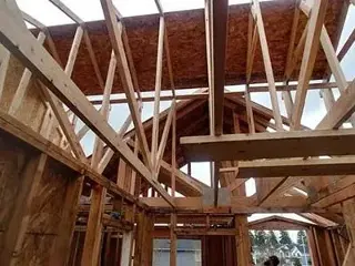 Hawaiian Construction LLC